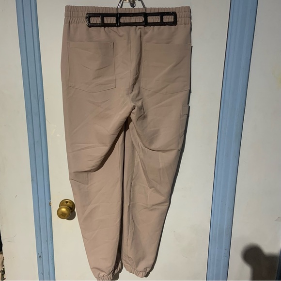 Rosie Re-Garde- Jogger Scrub Pants - Picture 5 of 7